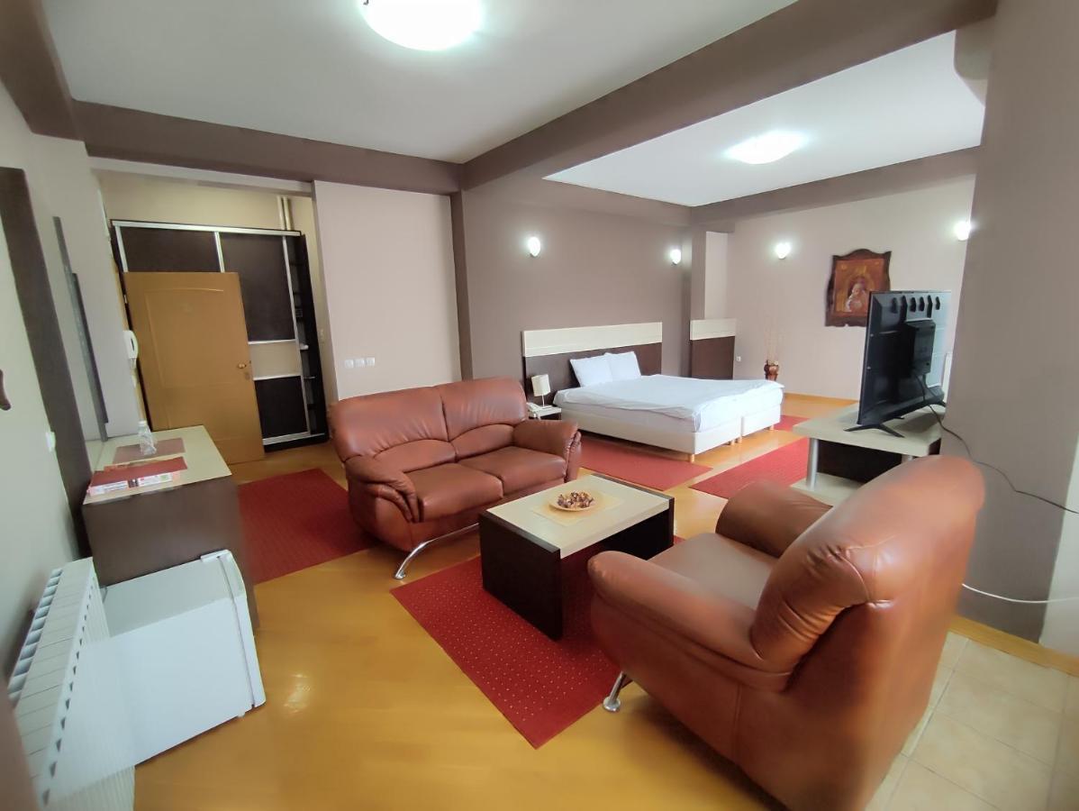 סקופיה Premier Hotel מראה חיצוני תמונה