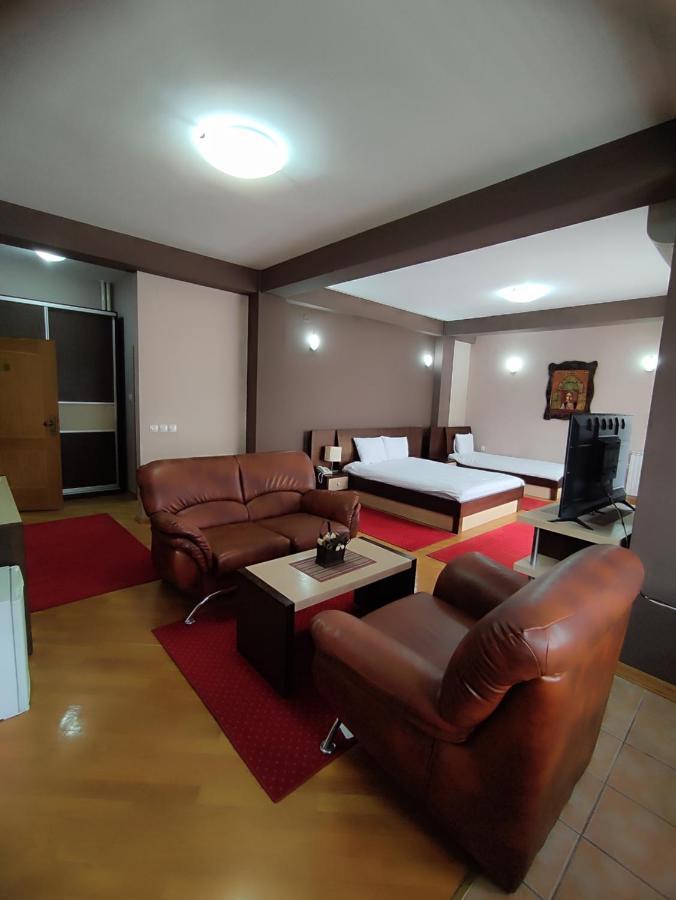 סקופיה Premier Hotel מראה חיצוני תמונה